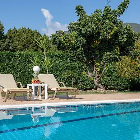 Kalypso With Private Swimming Pool *