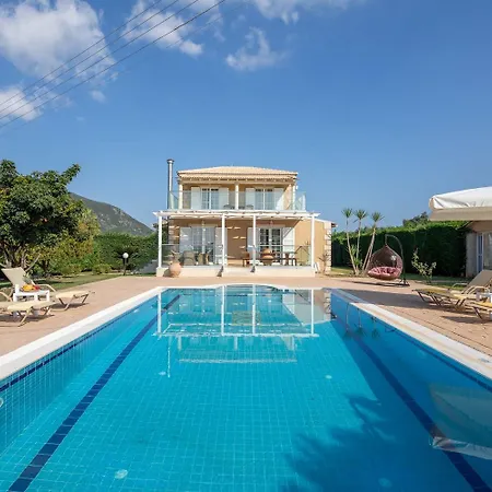 Kalypso With Private Swimming Pool Vilă